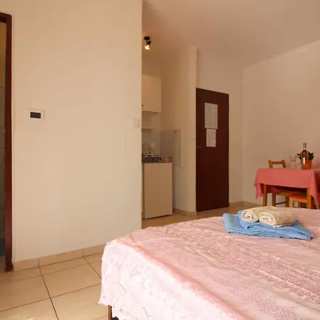 Studio In Porec/istrien 34562 Apartament *